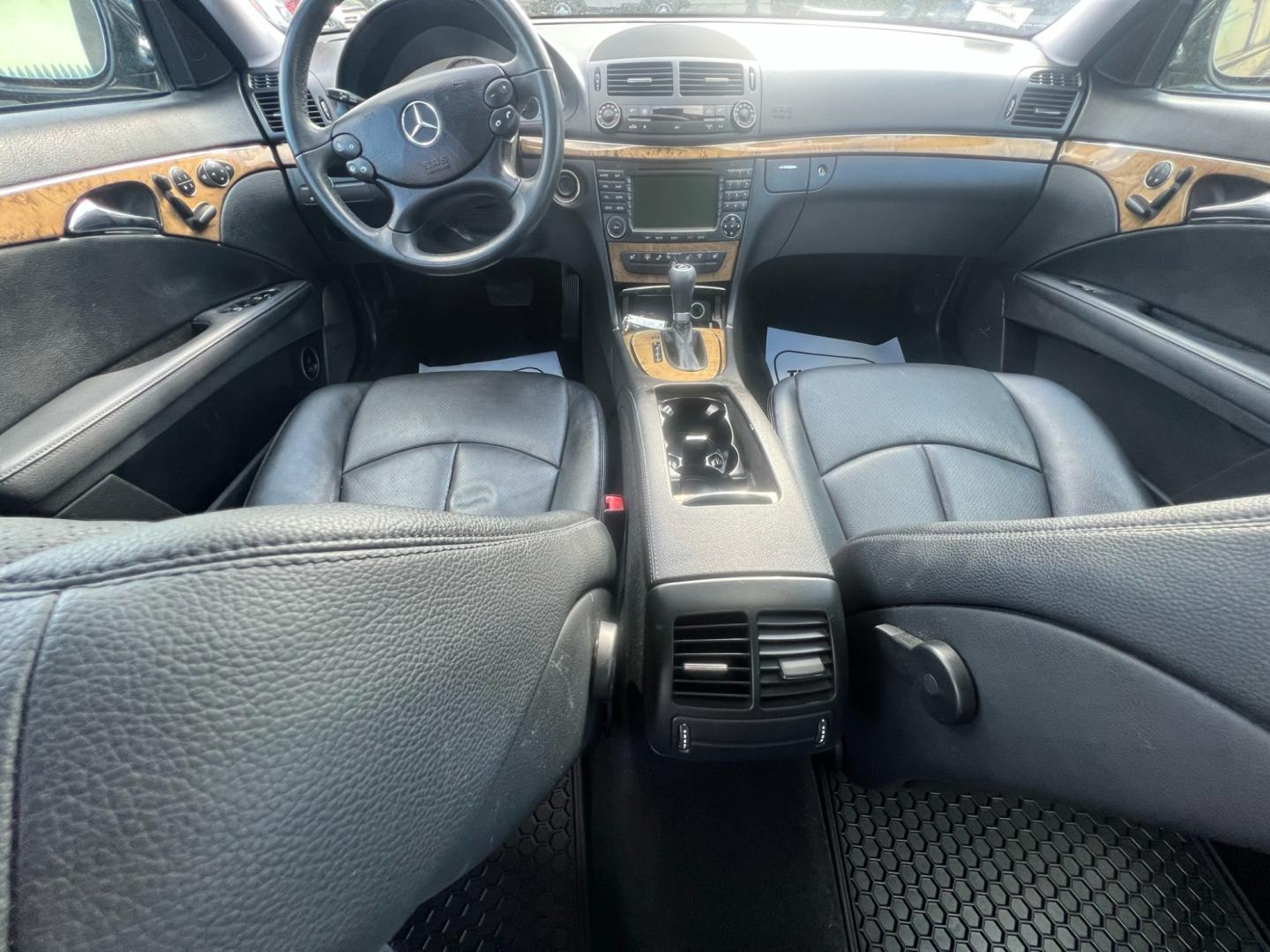 2008 BLACK /Black Leather Mercedes-Benz E-Class E350 Luxury (WDBUF87X48B) with an 3.5L V6 DOHC 24V engine, located at 1018 Brunswick Ave, Trenton, NJ, 08638, (609) 989-0900, 40.240086, -74.748085 - WoW! This Mercedes E-Class is a Black Beauty!! Just Serviced and Detailed and ready for the next driver who will appreciate this vehicle! A real nice Mercedes E 350 4-matic. Financing available - Photo#22
